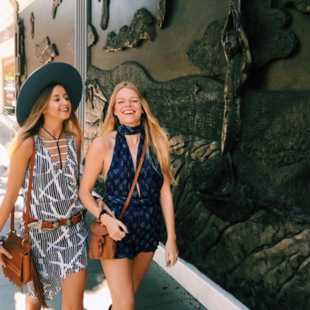 LF black and white dress small